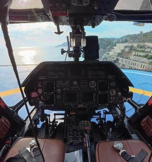 a view of the cockpit of an airplane