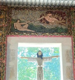 Kristus Lunastaja kuju kirikus