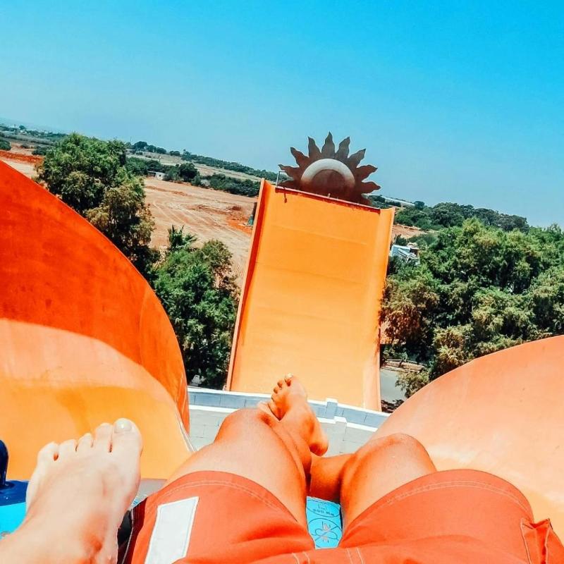 Үлкен бөкселері бар порно медбикелер