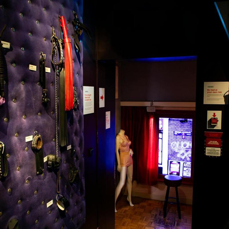 Amsterdamning Red Light tumanidagi jinsiy aloqa muzeyi