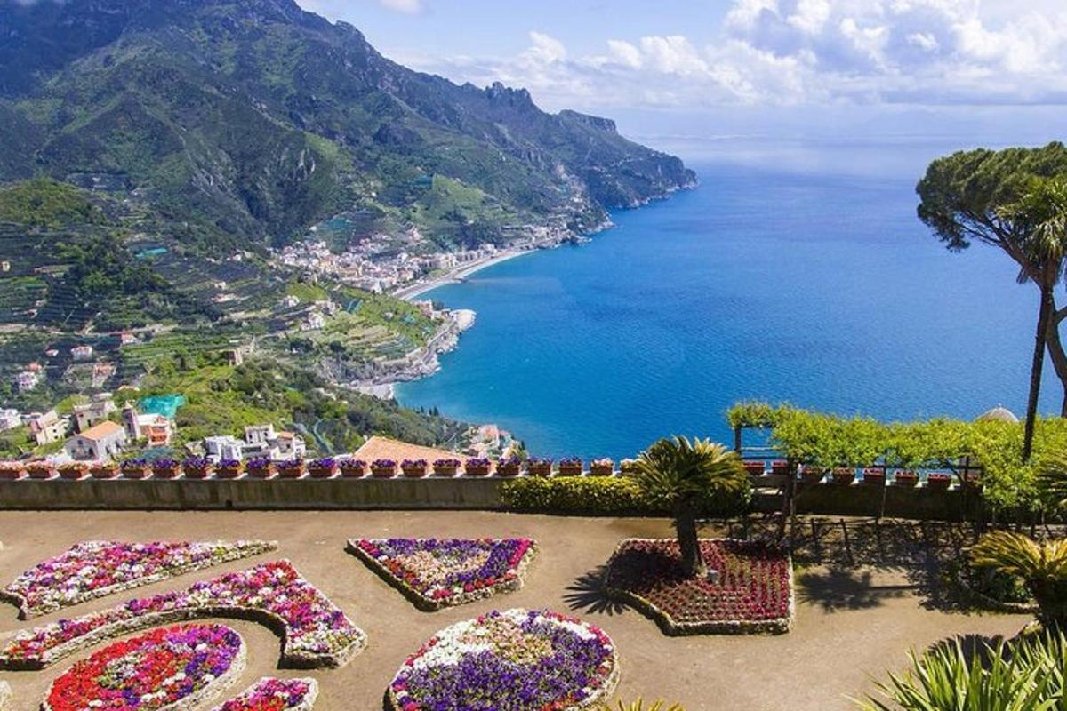 vaade Amalfi rannikule ja ookeanile