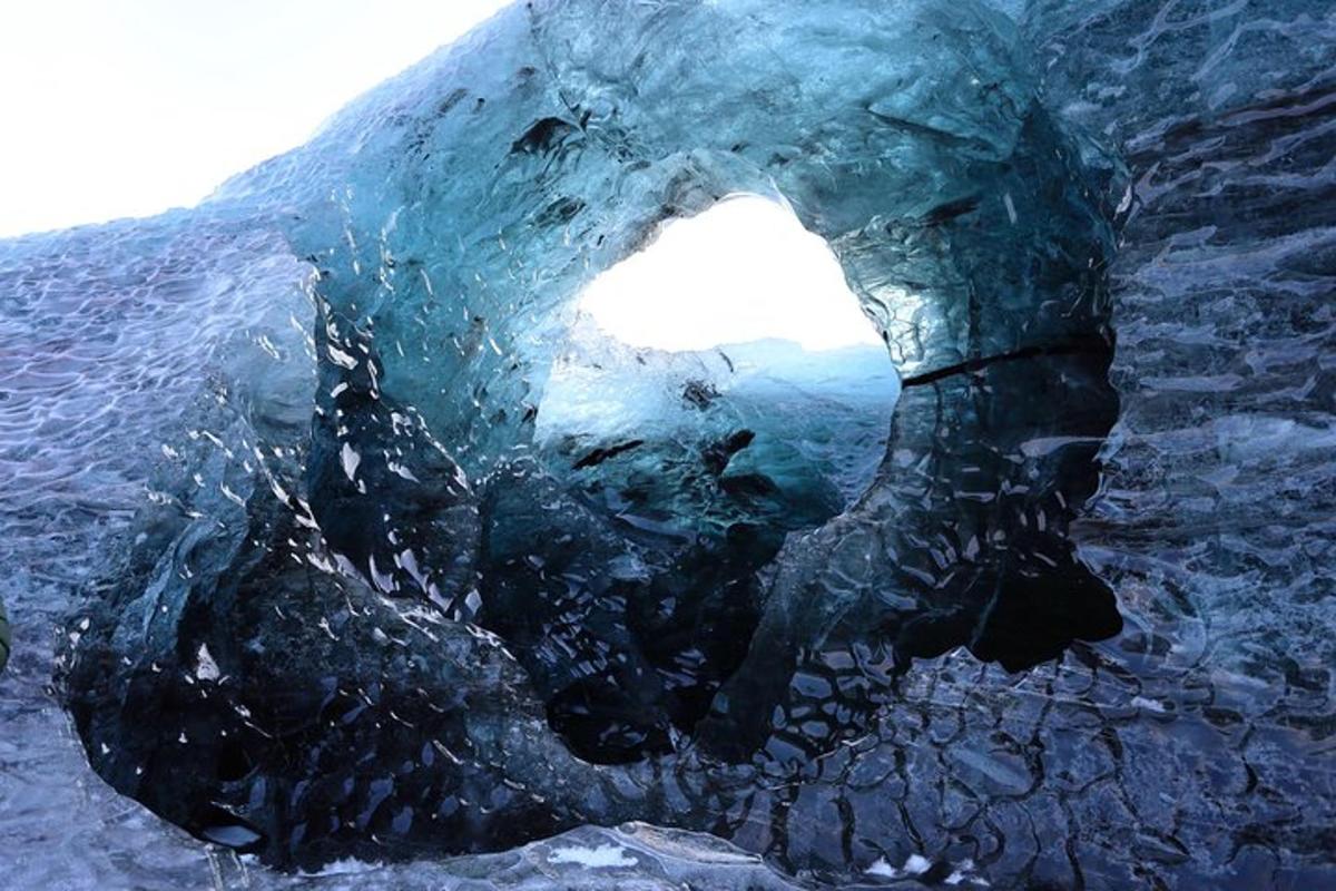 a picture of an iceberg in the water