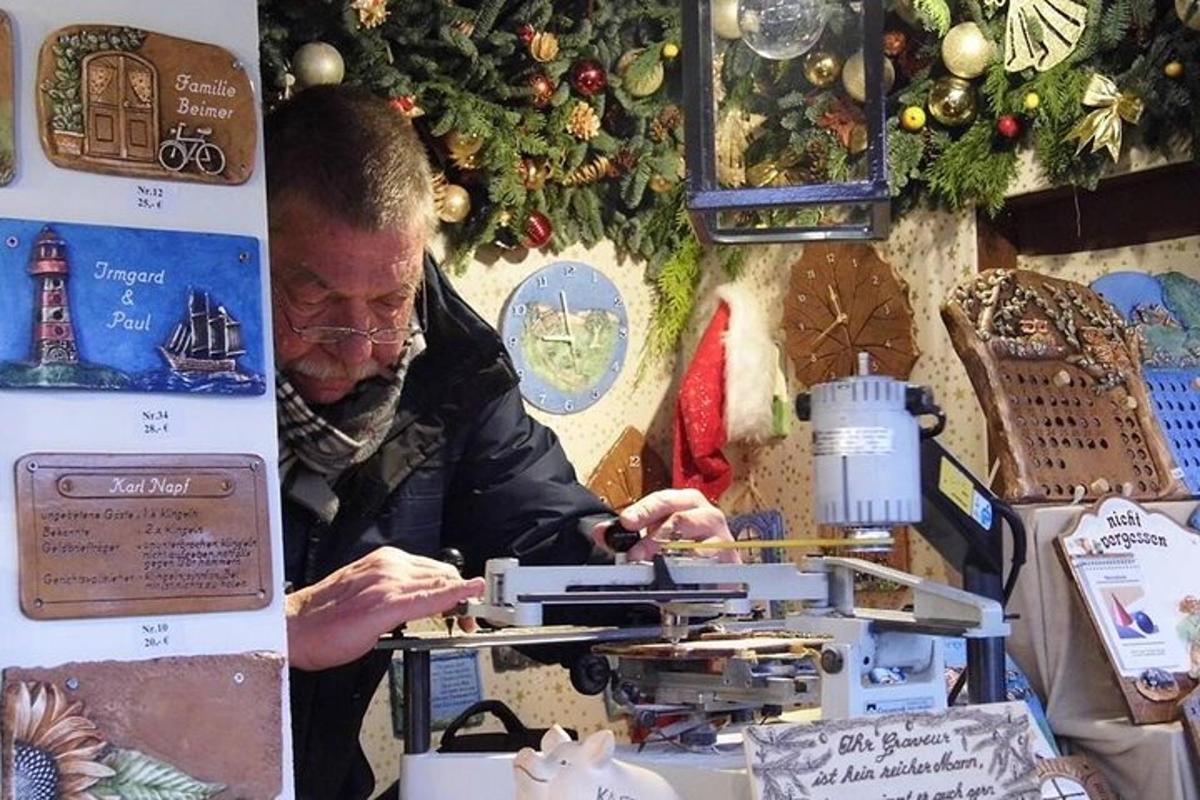 muž pracující na šicím stroji v obchodě
