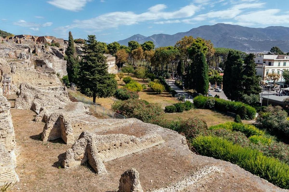 una vista delle rovine dell'antica città