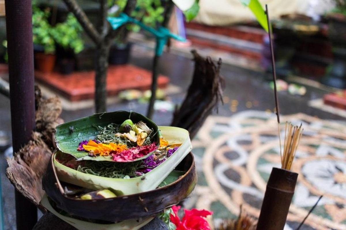 a bowl of food sitting on top of a table