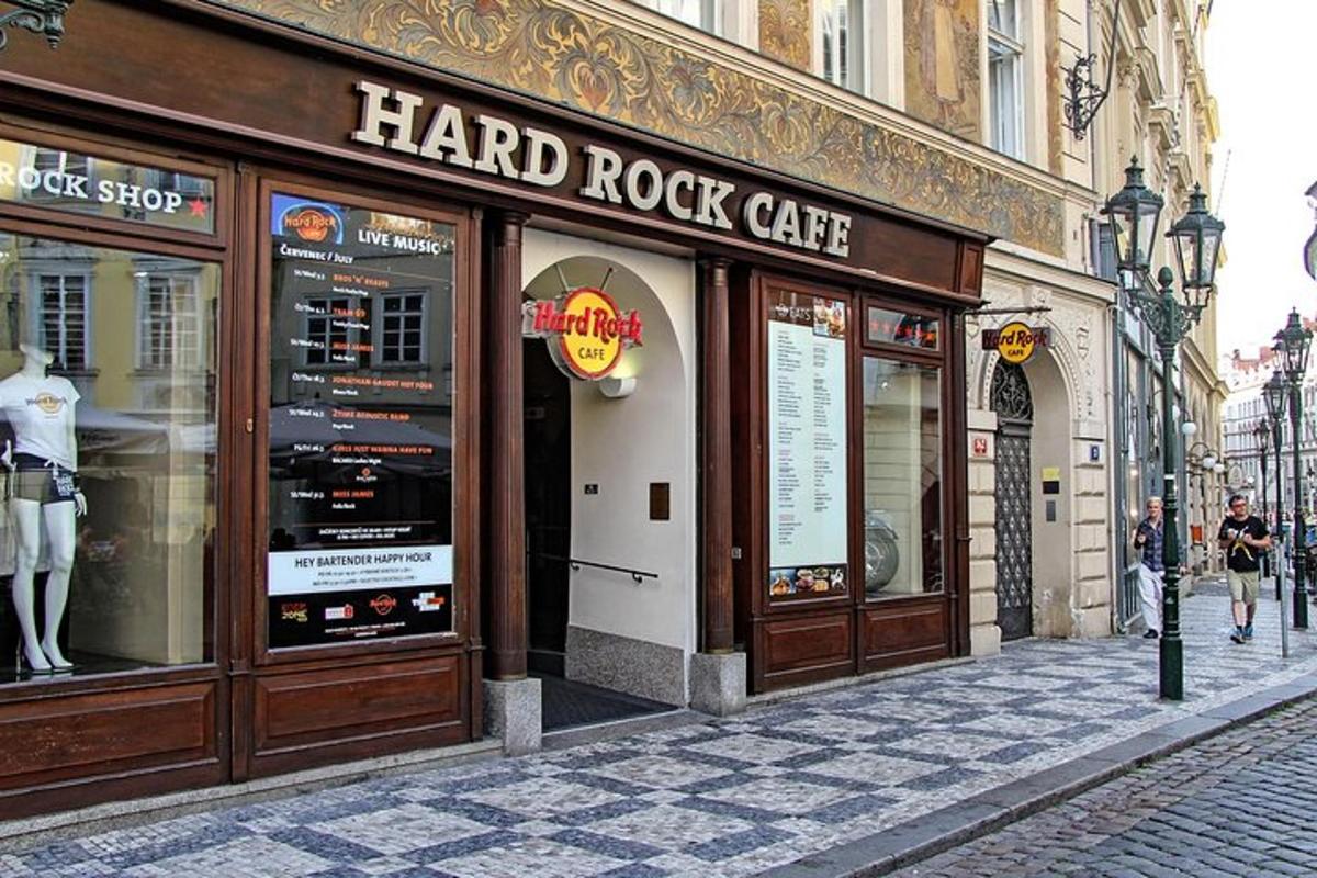 Hard Rocki kohvik linnatänaval