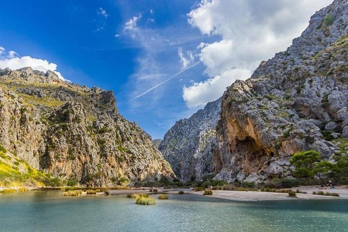 Mallorca-Rundreise mit Bahn, Tram und Boot