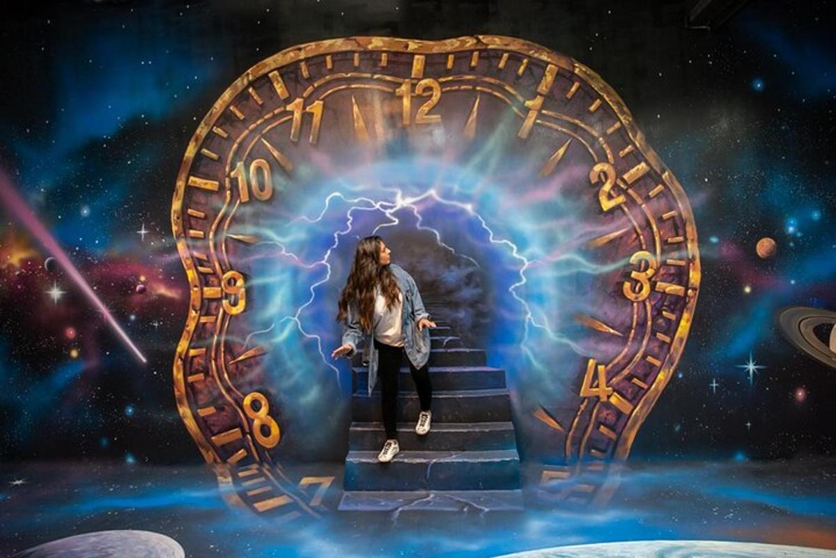 Attraction picture 6