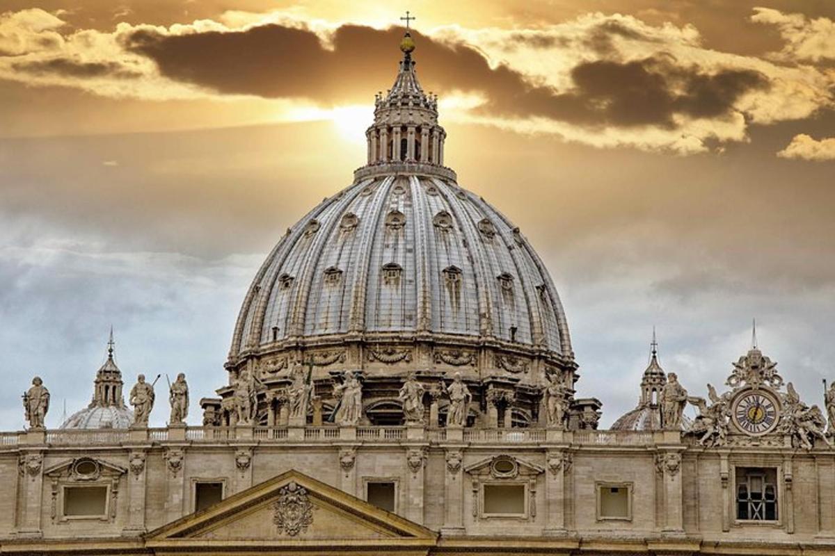 a building with a dome on top of it