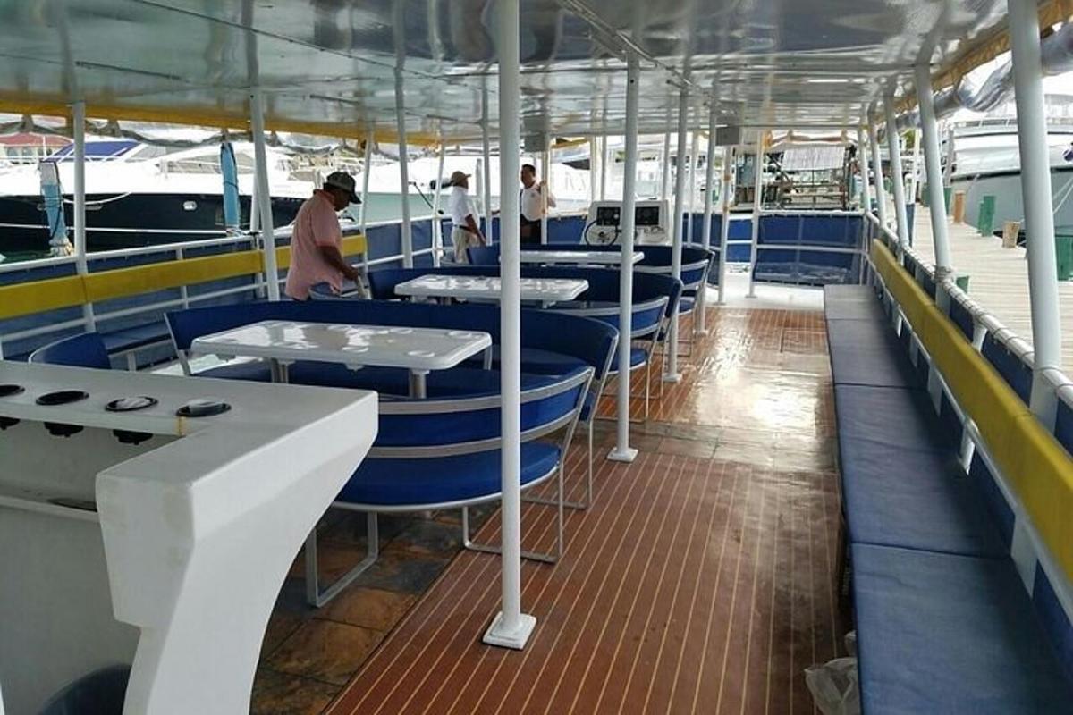 vrsta miz na trajektu