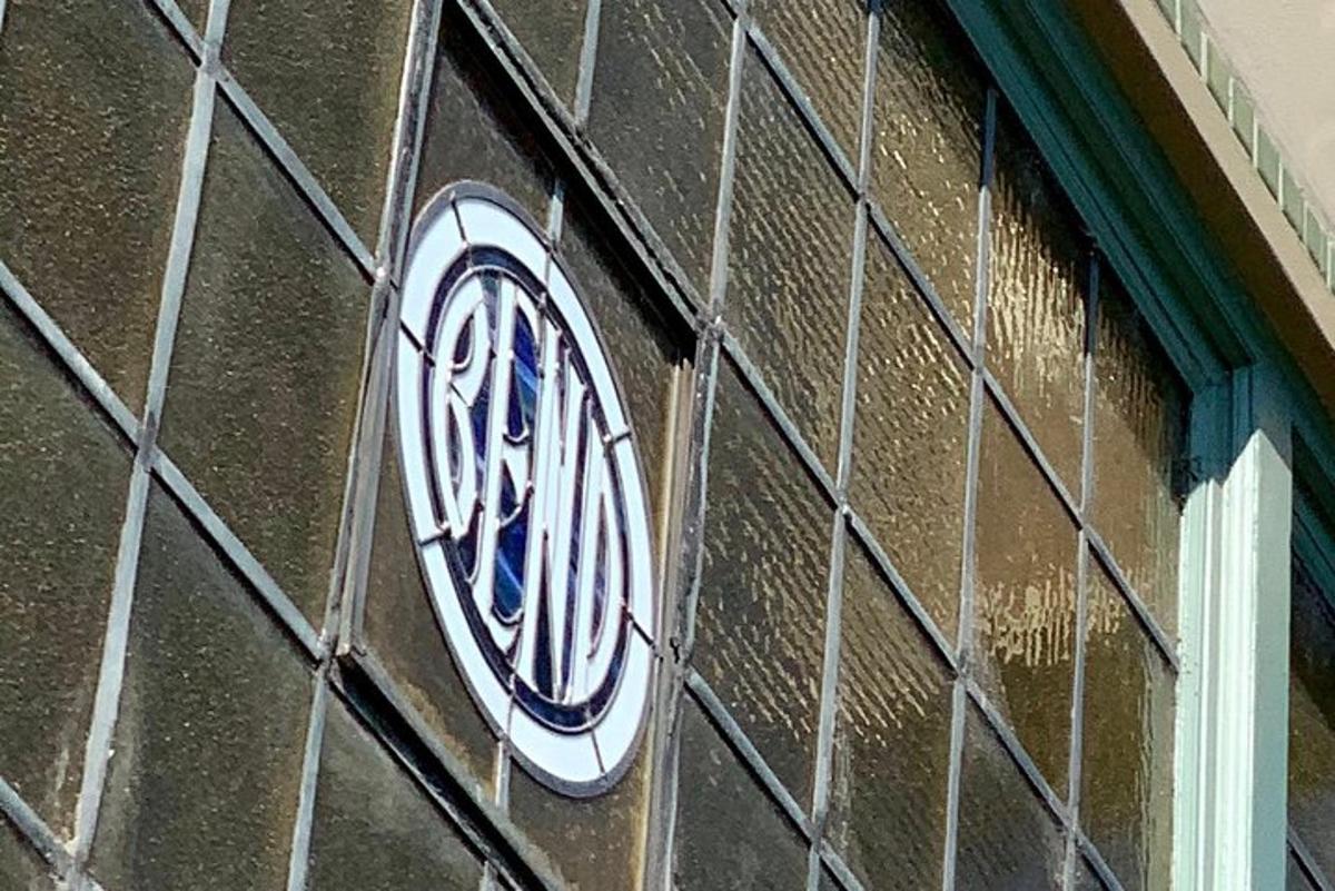 a bmw sign on the side of a building