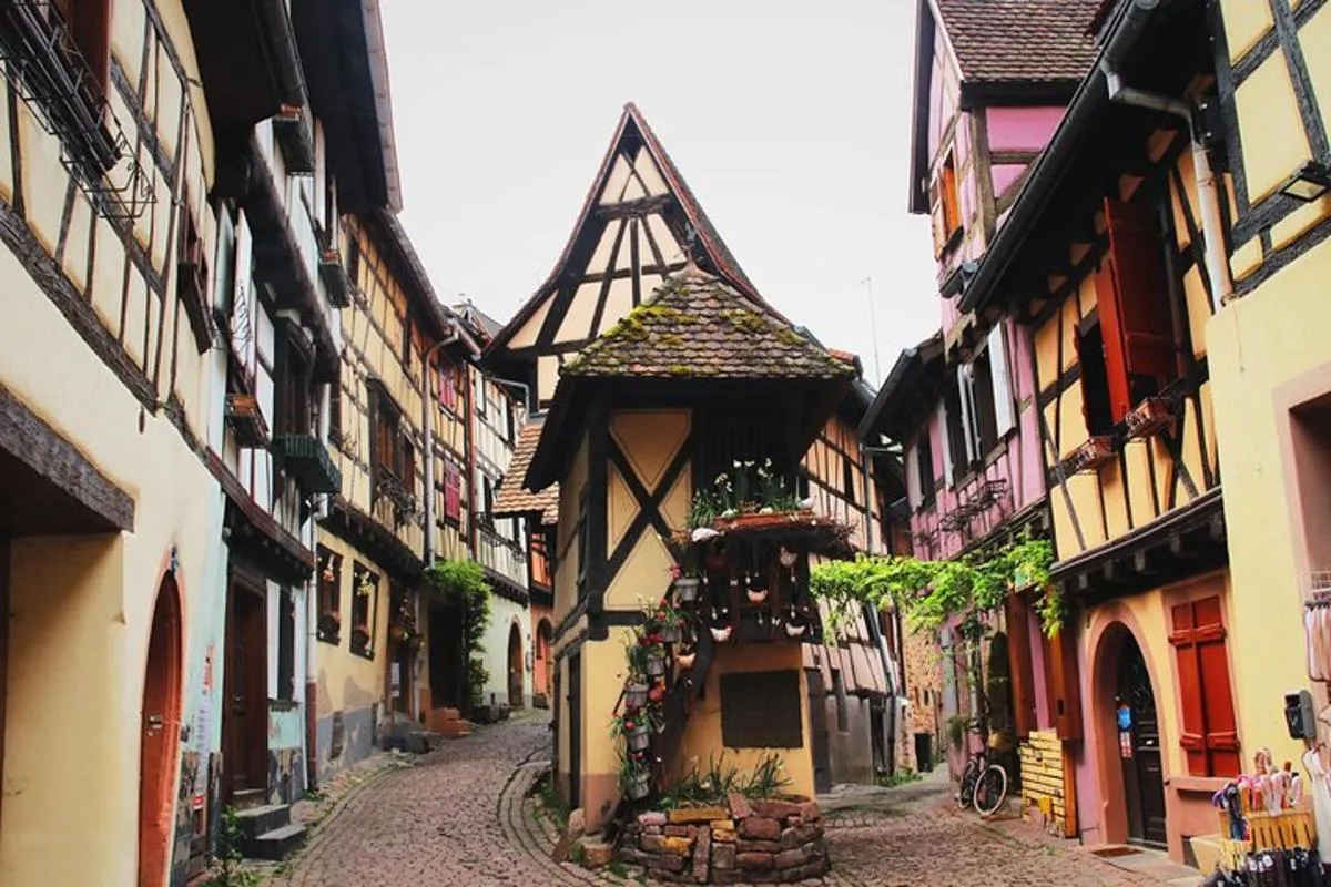Colmar architectural : visite privée avec un expert local – photo 2