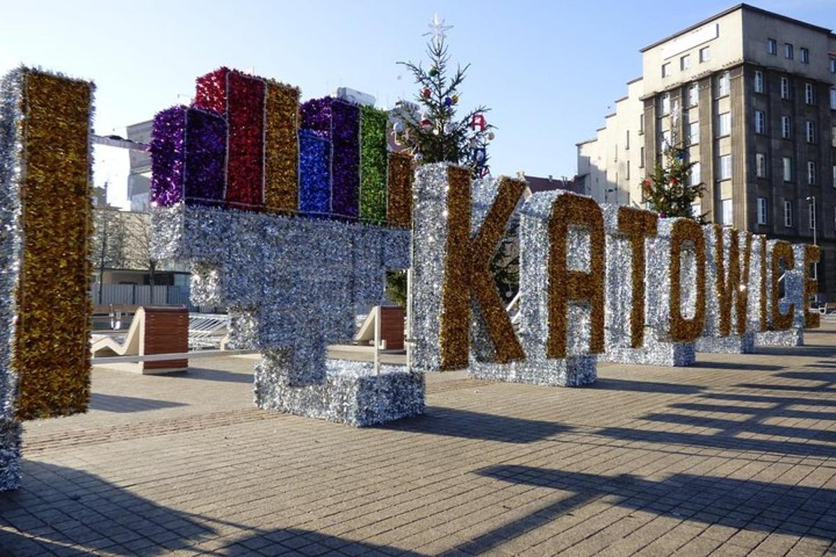 un rètol amb la paraula karma en una ciutat