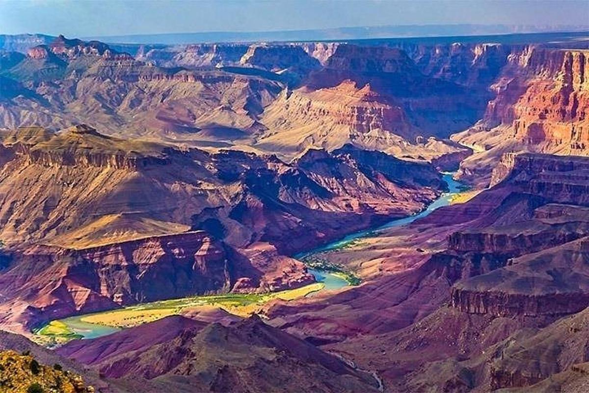 pohled na Grand Canyon z vrtulníku