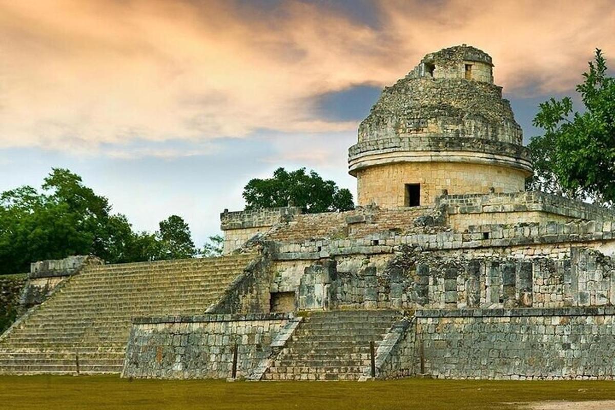 a building with a dome on top of it