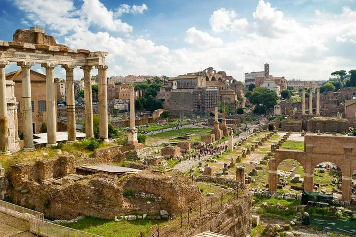 una vista delle rovine dell'antica città