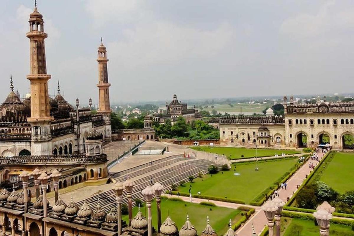 a view of a building with two tall mosques