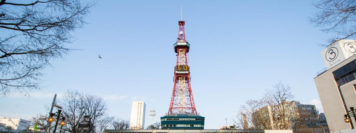 城市中心的高塔