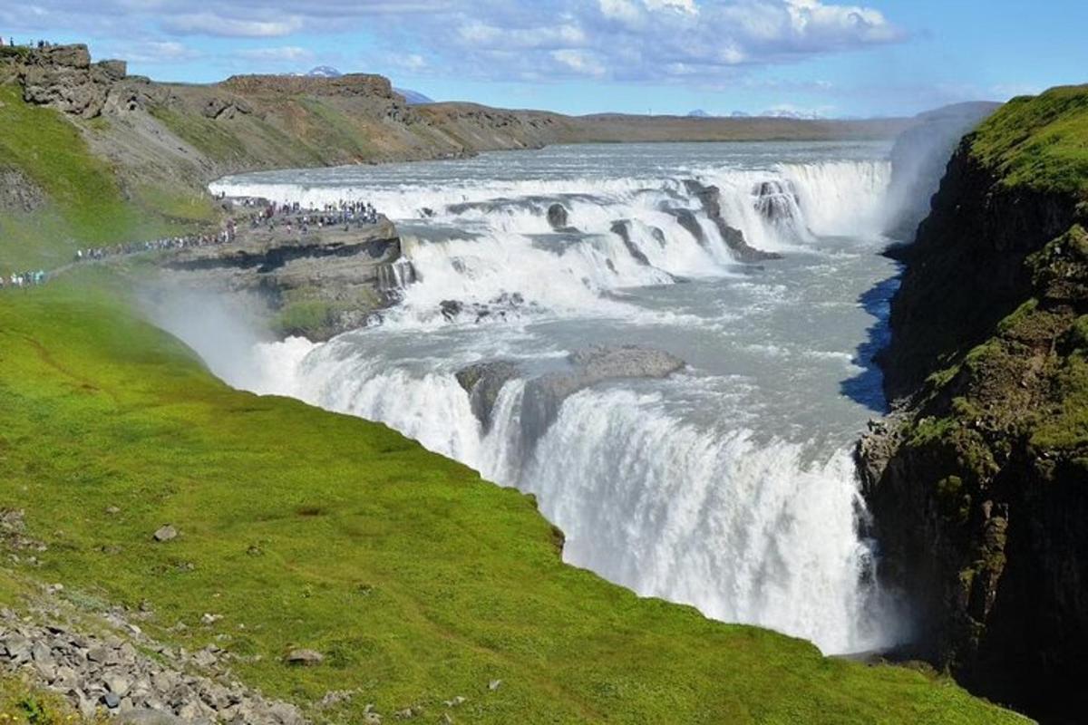 foss í miðri á