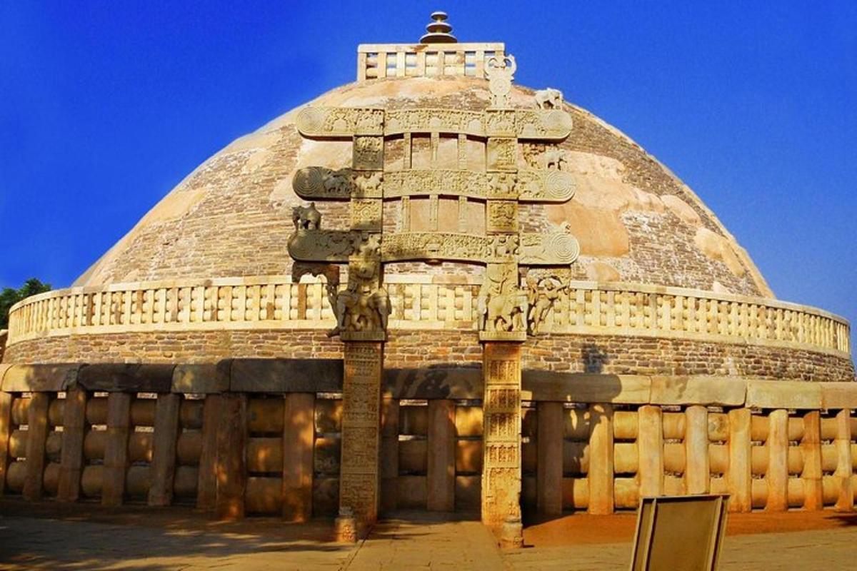 a large building with a dome on top of it