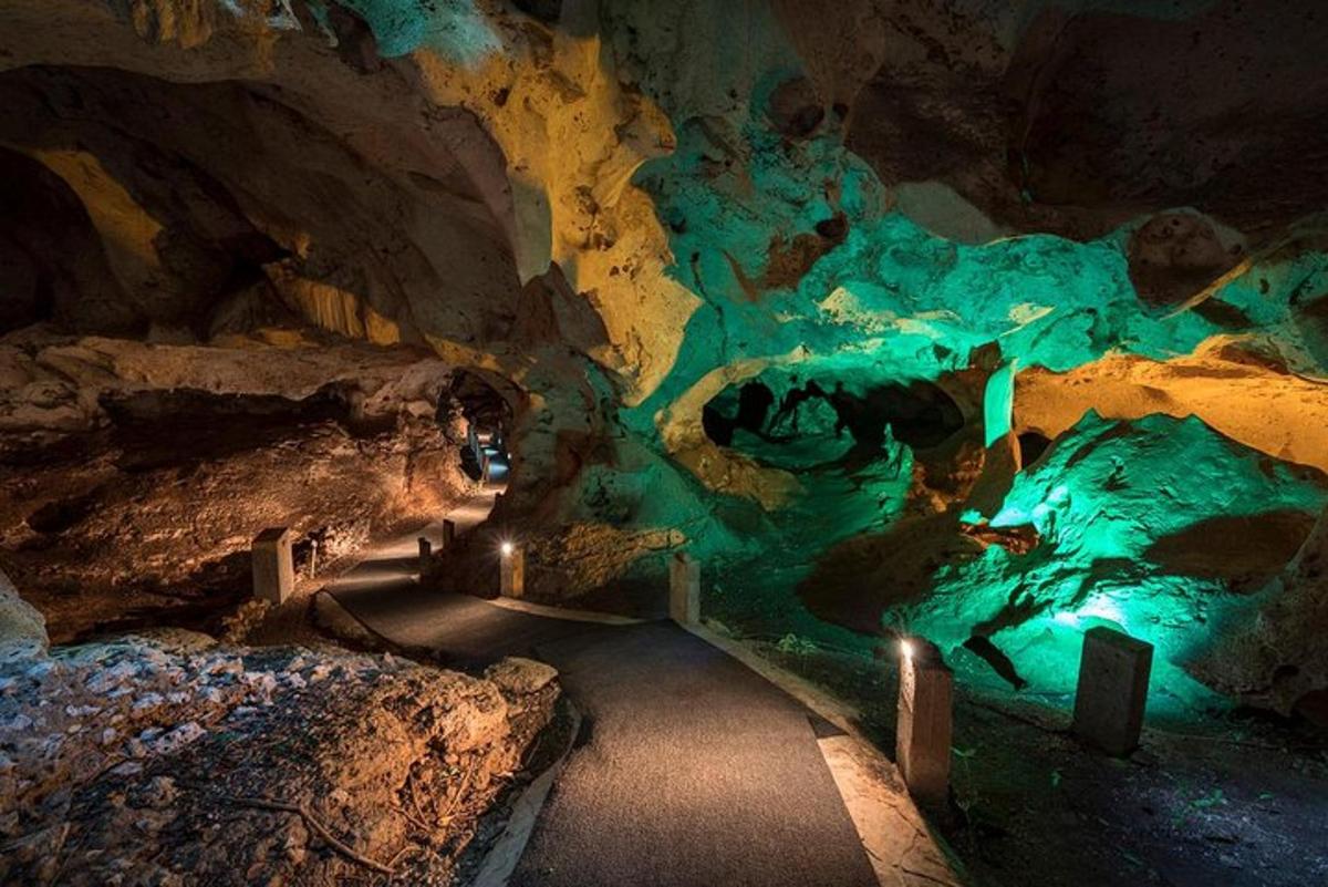 Attraction picture 7