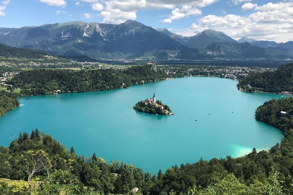 an island in the middle of a large lake