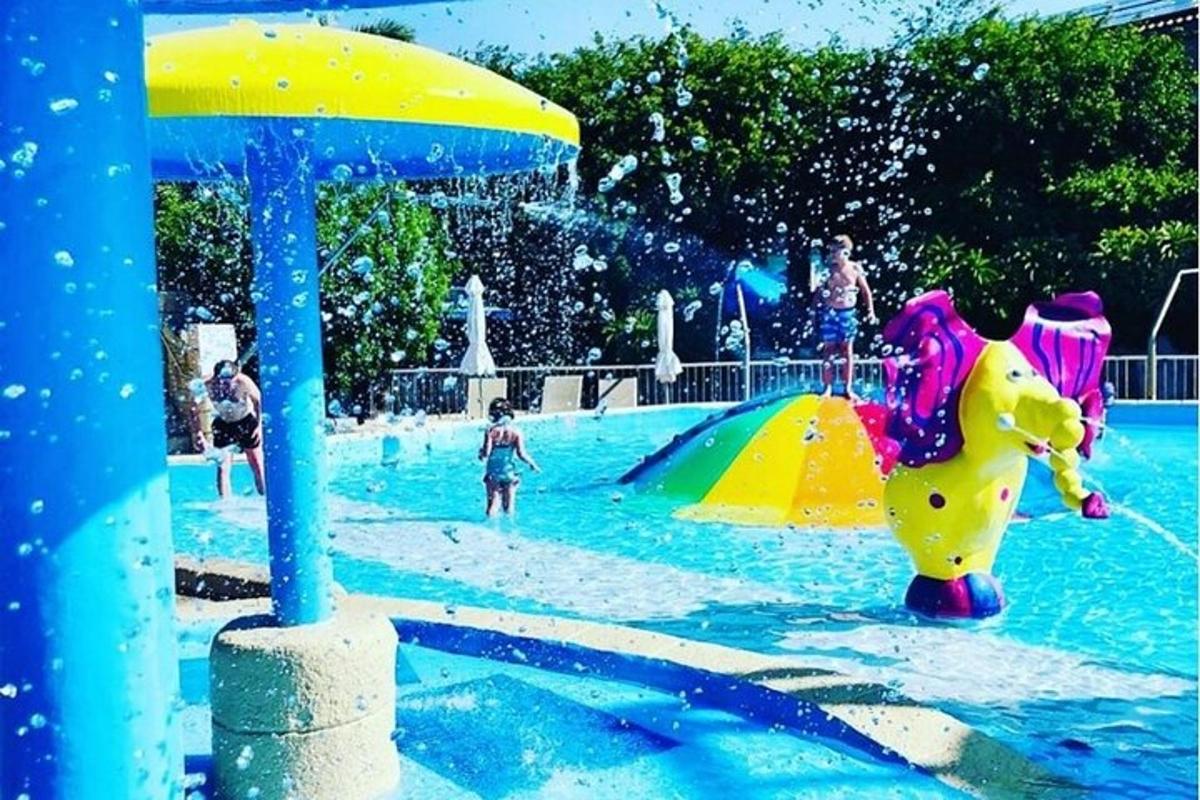 Attraction picture 4