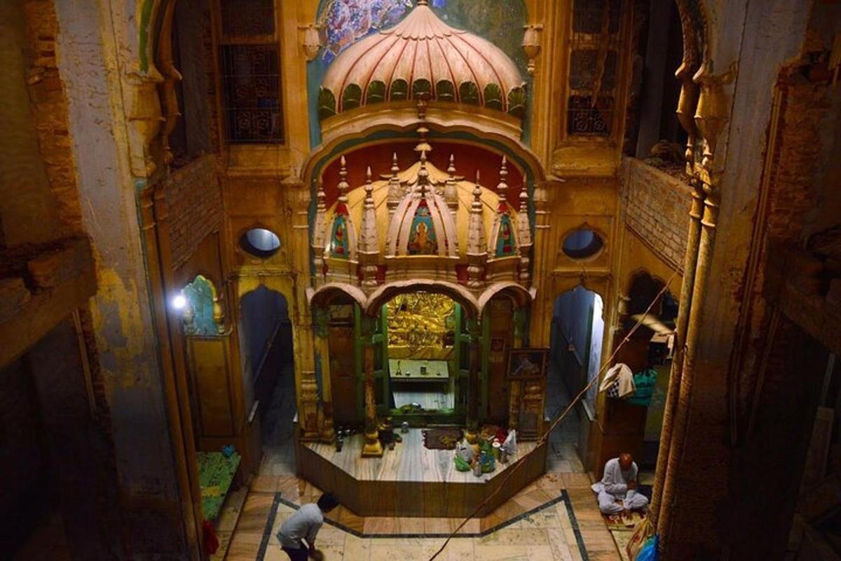 an overhead view of a building with people in it