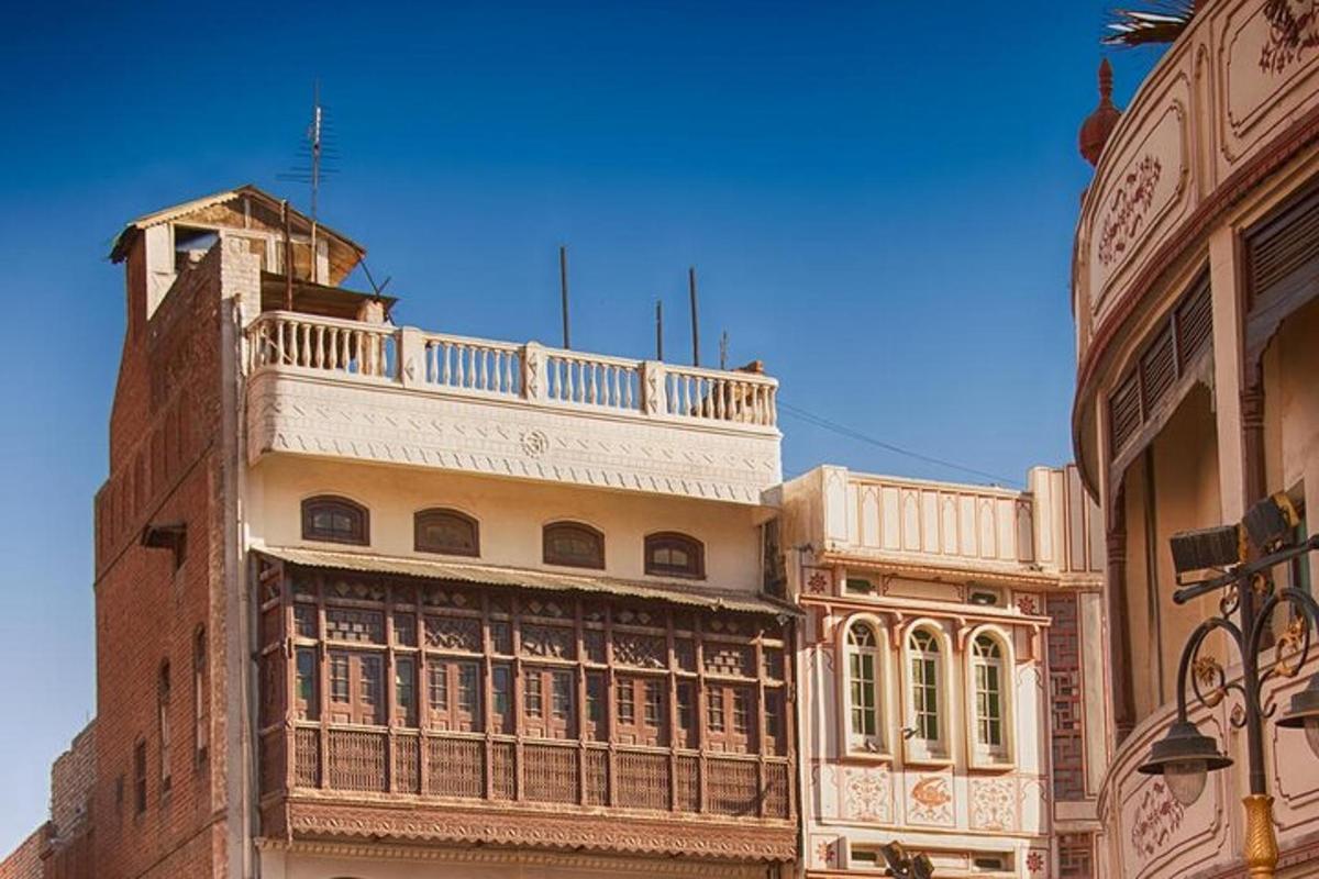 a building with a balcony on top of it