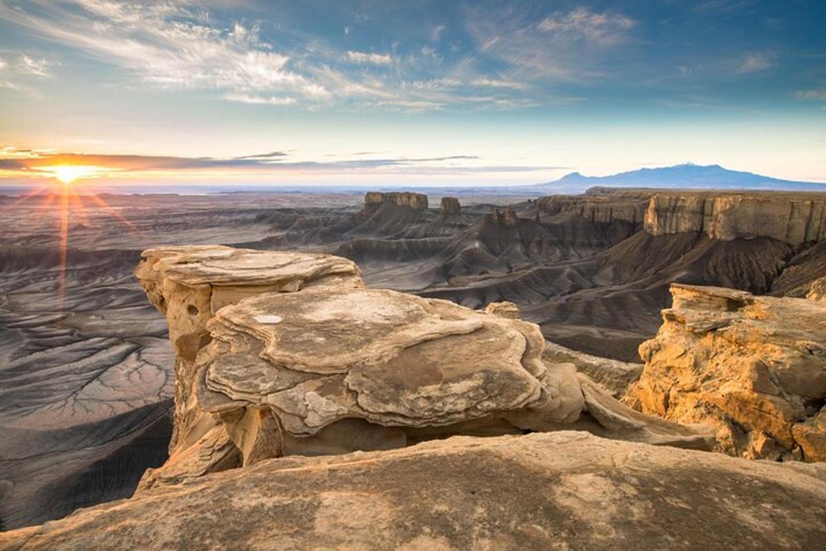 kilátás a Grand Canyonra naplementekor