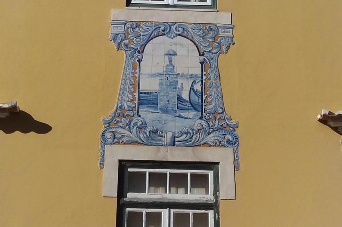a picture of a clock on the side of a building