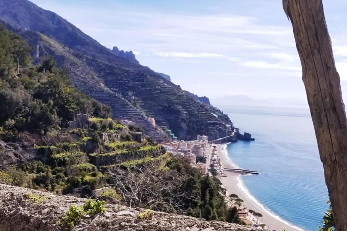 Θέα της ακτής Αμάλφι από το Ποζιτάνο