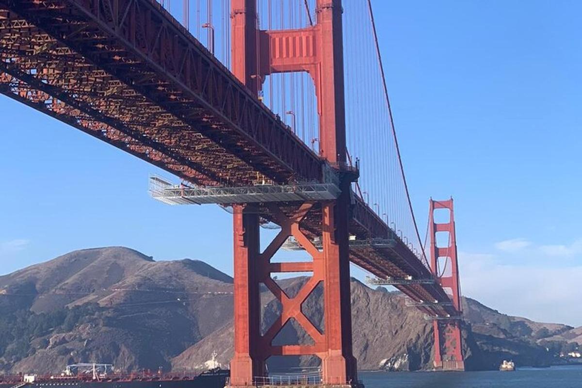 una vista del Golden Gate Bridge