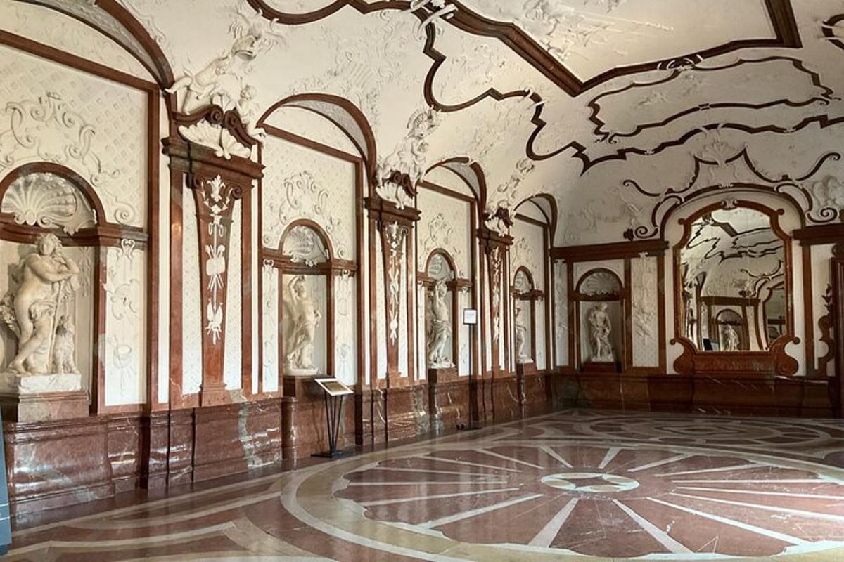 a room with a large room with a large room with ayrinth