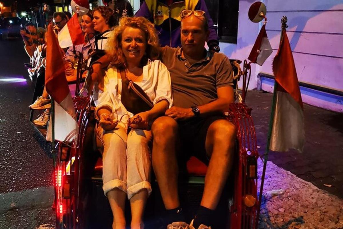 mees ja naine istuvad rullikul