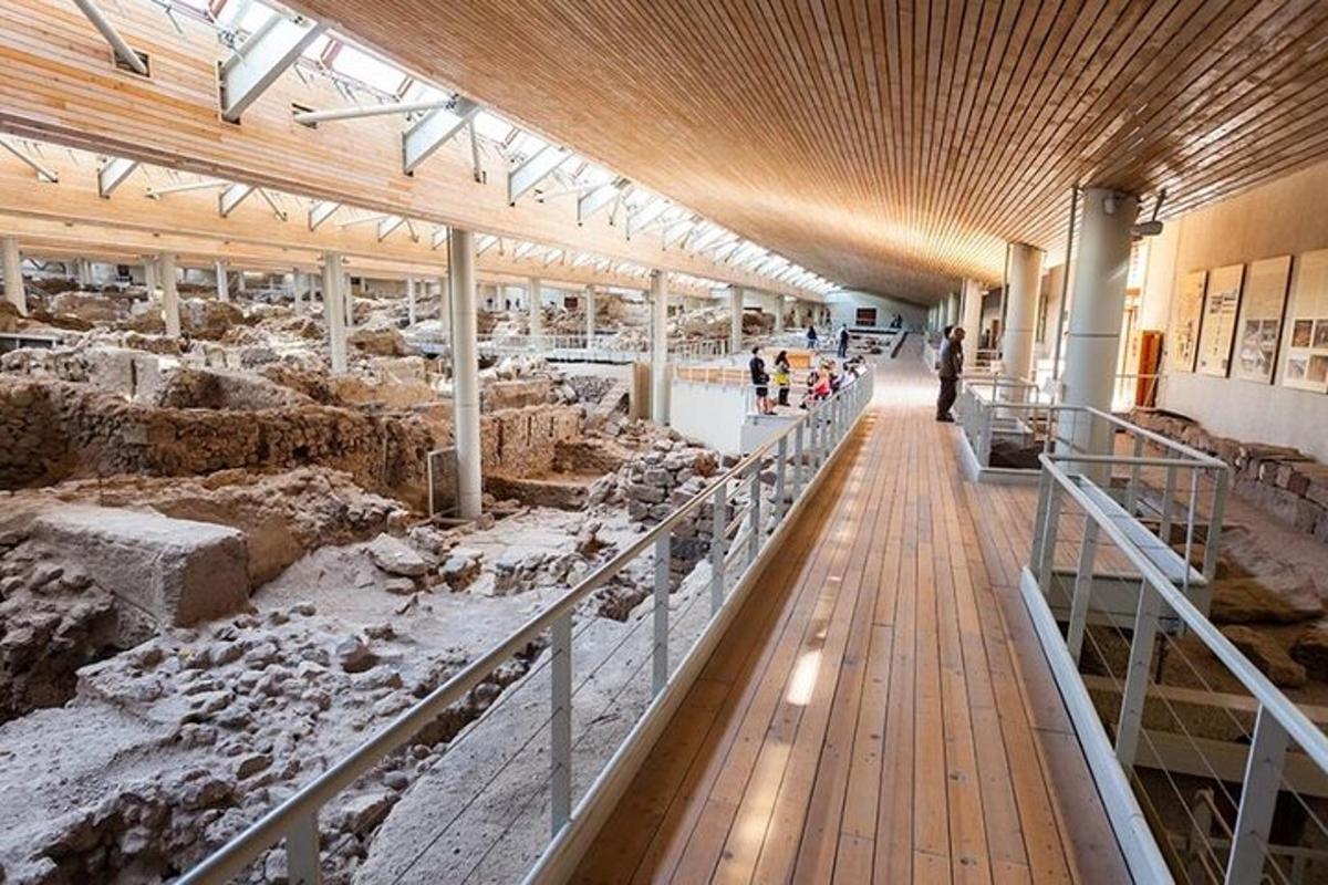 sebuah bangunan dengan muzium dengan biri-biri di dalamnya