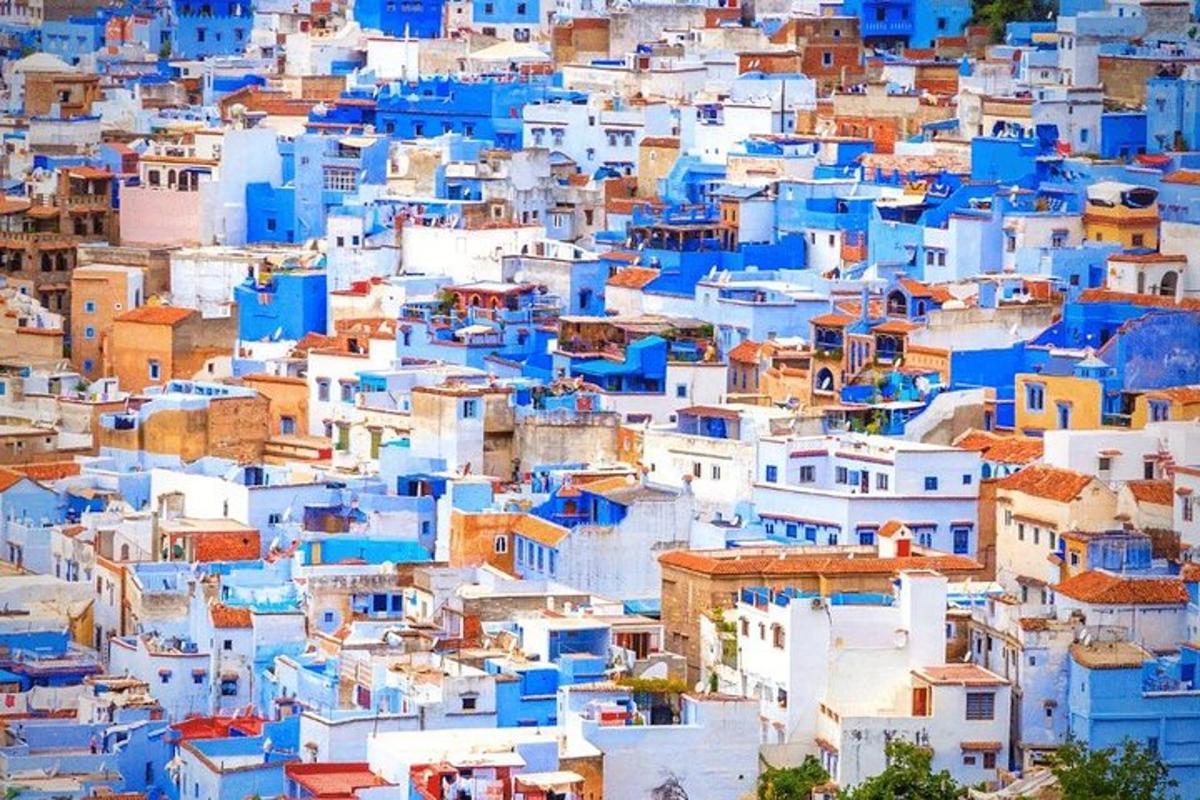uma vista da cidade azul de Chefchaouen