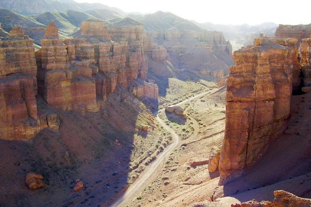uma vista do Grand Canyon de cima