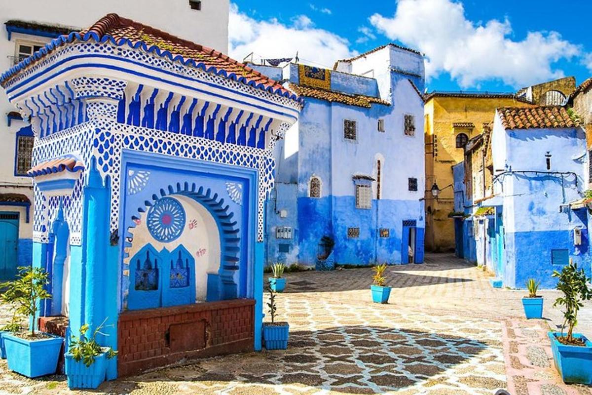 ulice v modrém městě Chefchaouen