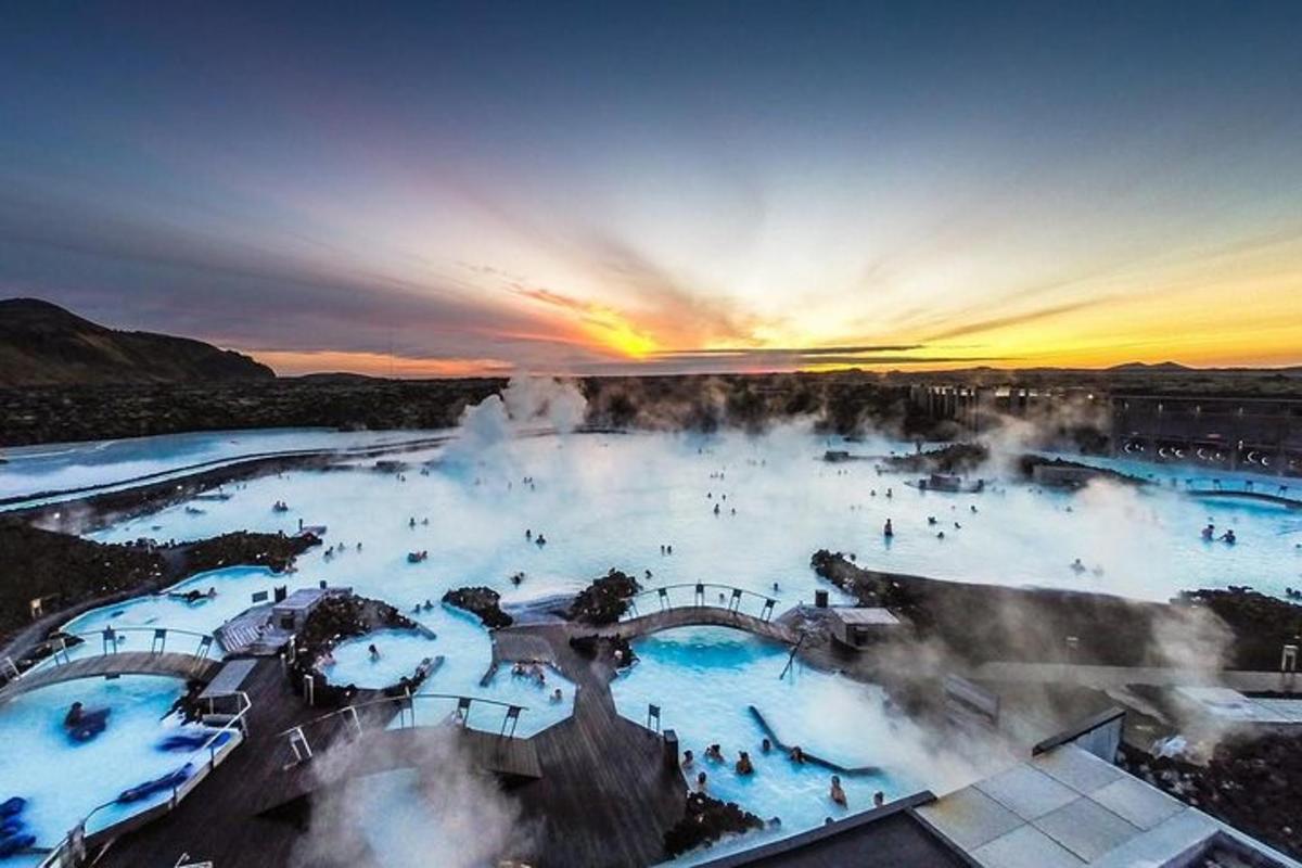 Výhled na Modrou lagunu v Niagarských vodopádech