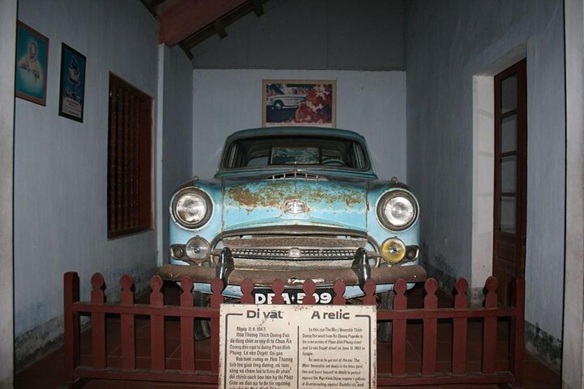 Attraction picture 3