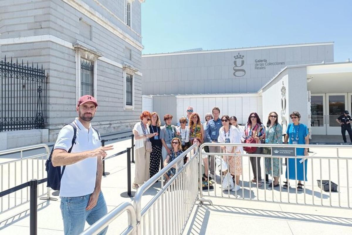 a man standing in front of a group of people