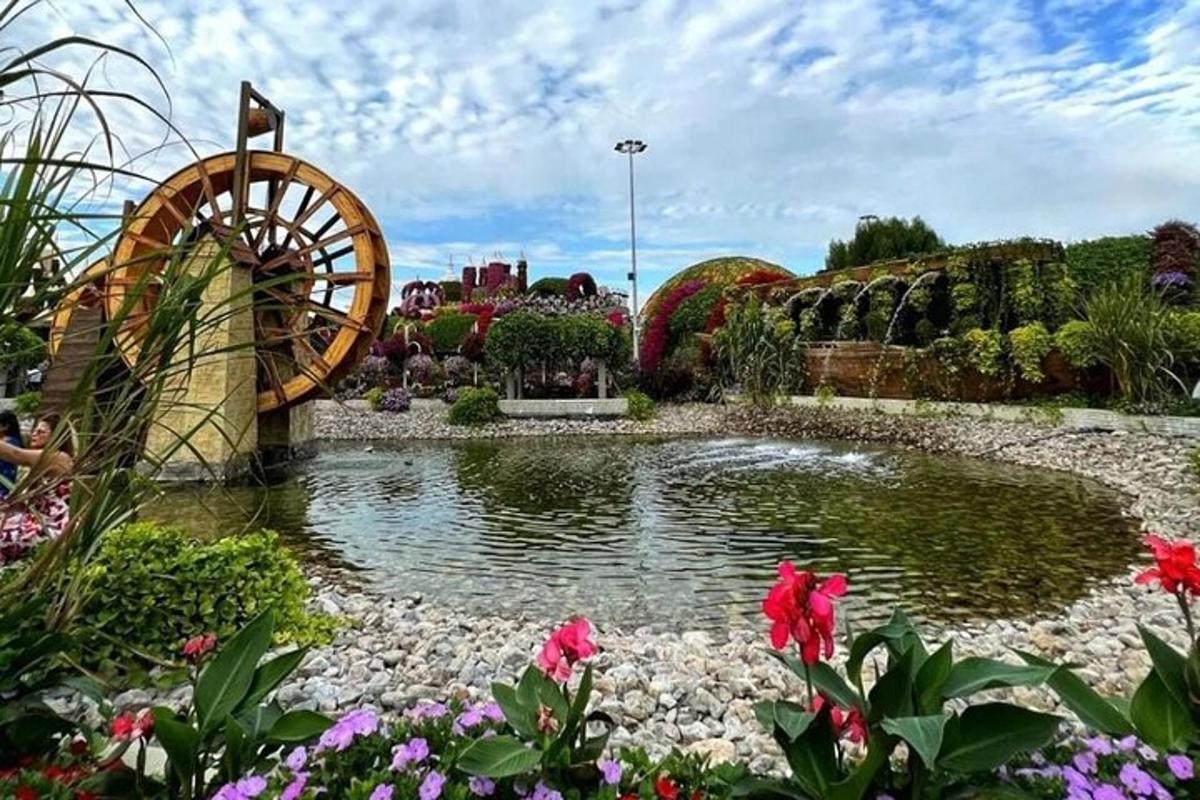 Attraction picture 3