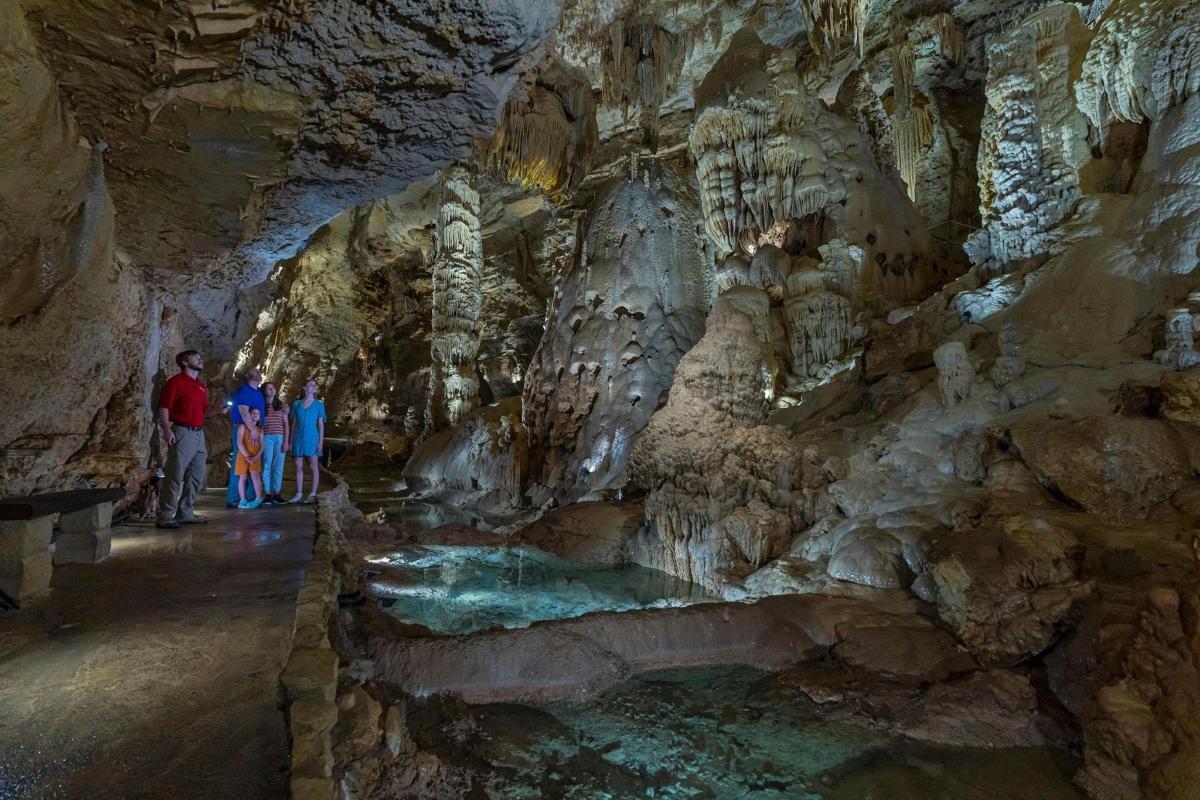 Attraction picture 1