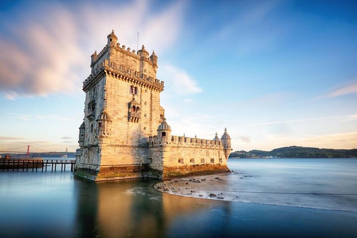 un castello in mezzo all'acqua