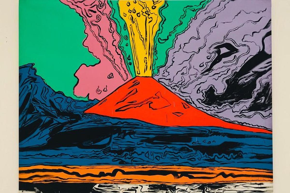 een schilderij van een vulkaan met water