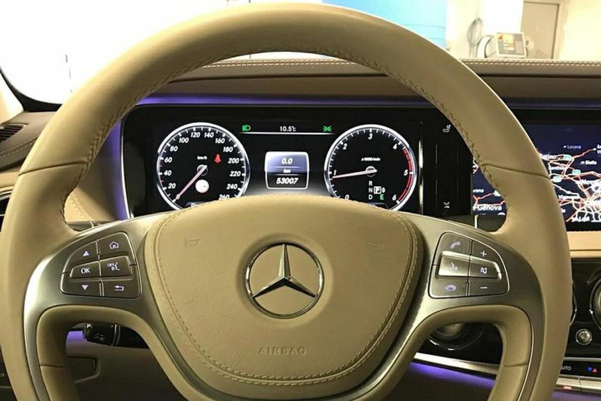 volan avtomobila mercedes benz