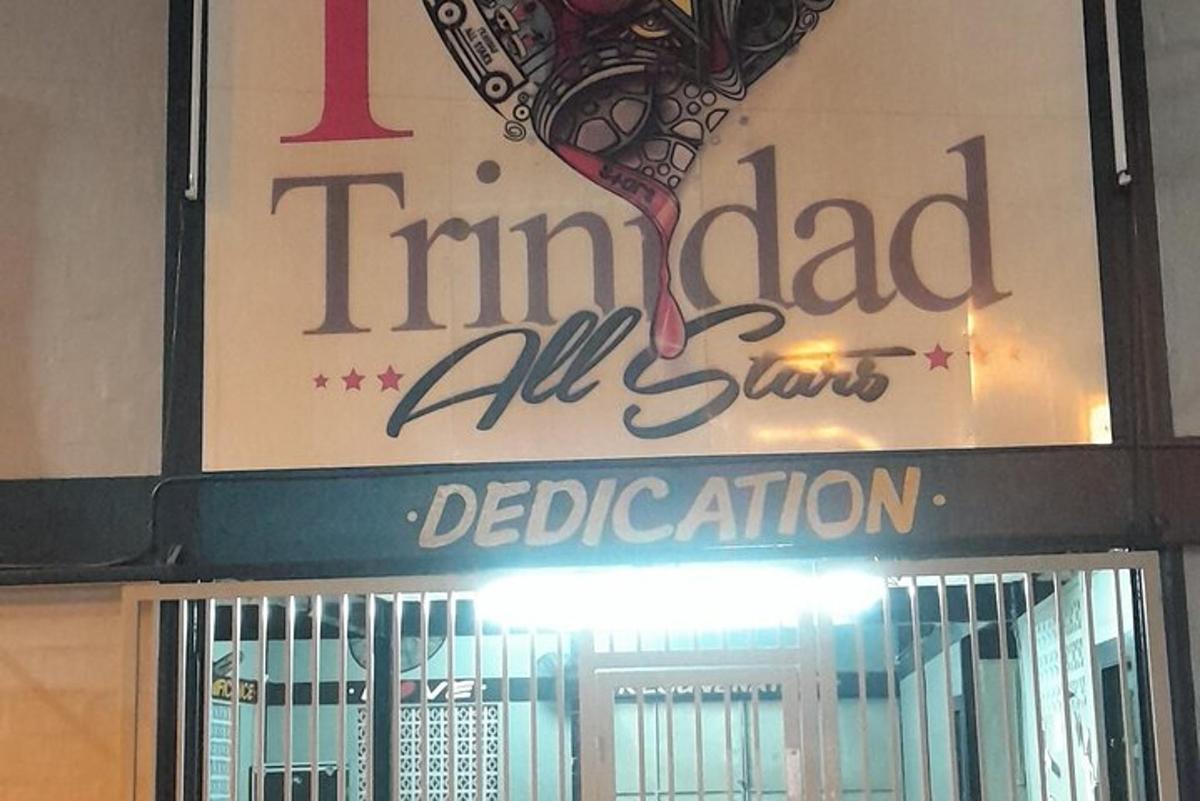 a sign for a tim ad all starded establishment