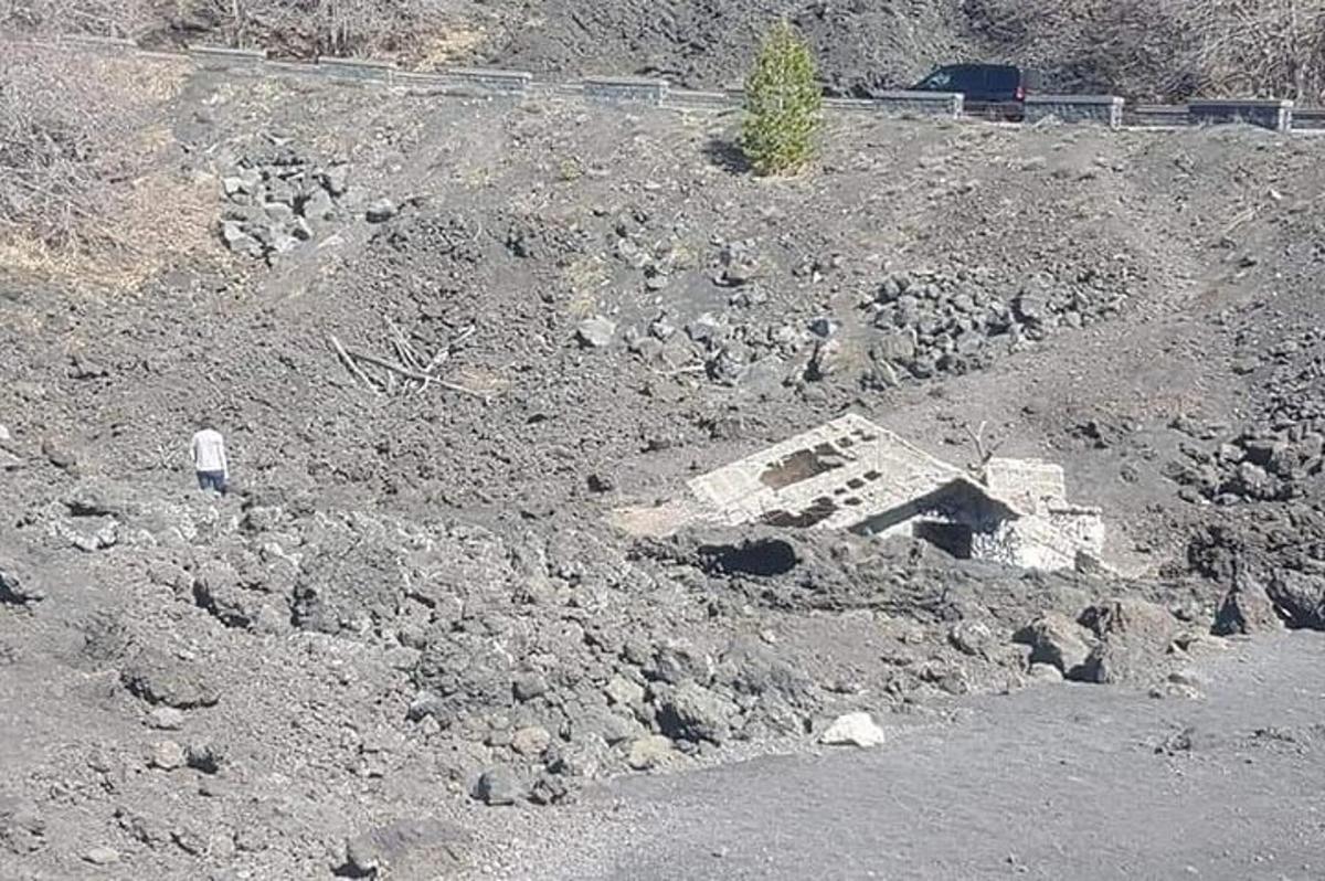 hunnik mustust ja kive mäel
