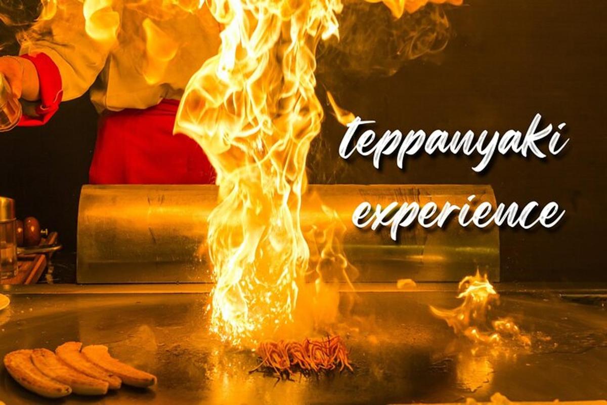 ένα άτομο που μαγειρεύει χοτ ντογκ σε σχάρα με φωτιά